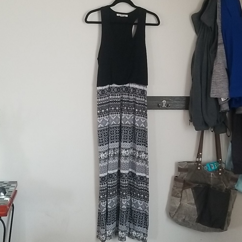 Sleeveless Maxi dress